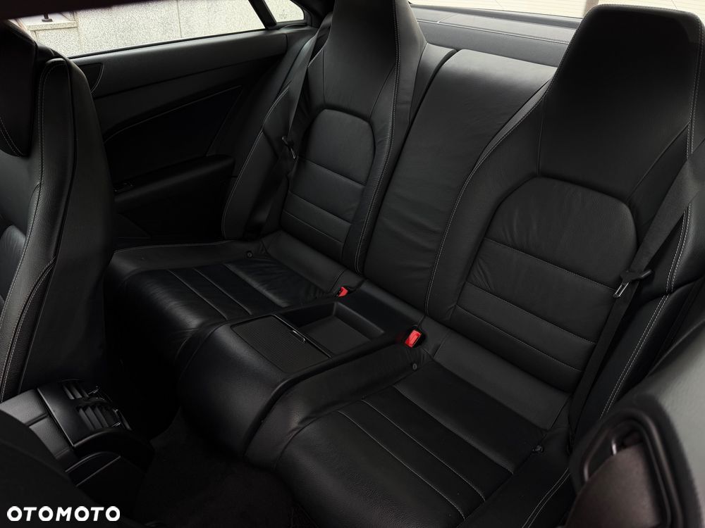 Mercedes-Benz Klasa E 250 CDI DPF BlueEFFICIENCY 7G-TRONIC Avantgarde - 20