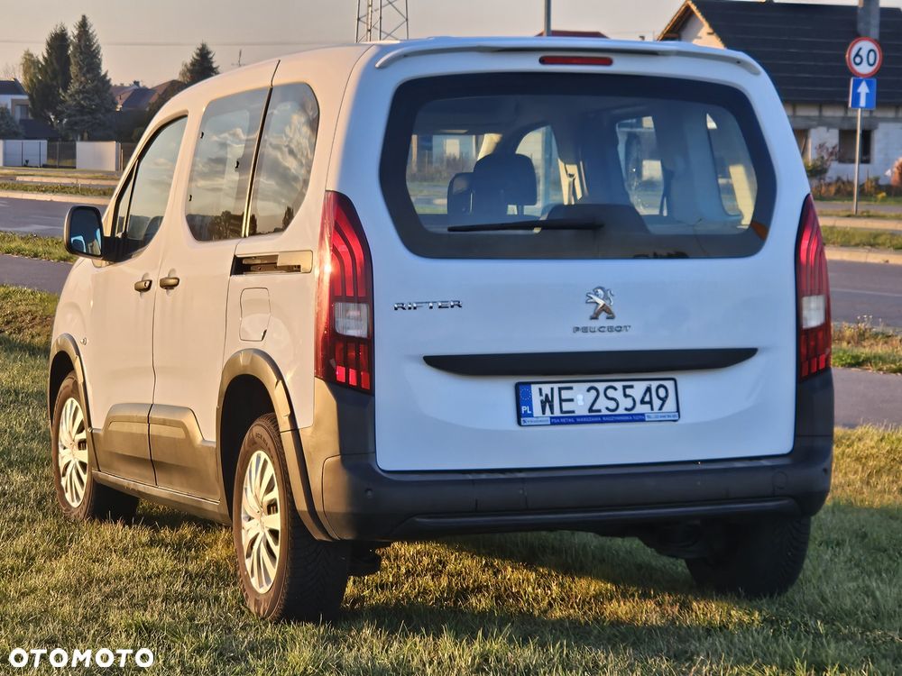 Peugeot Rifter - 4