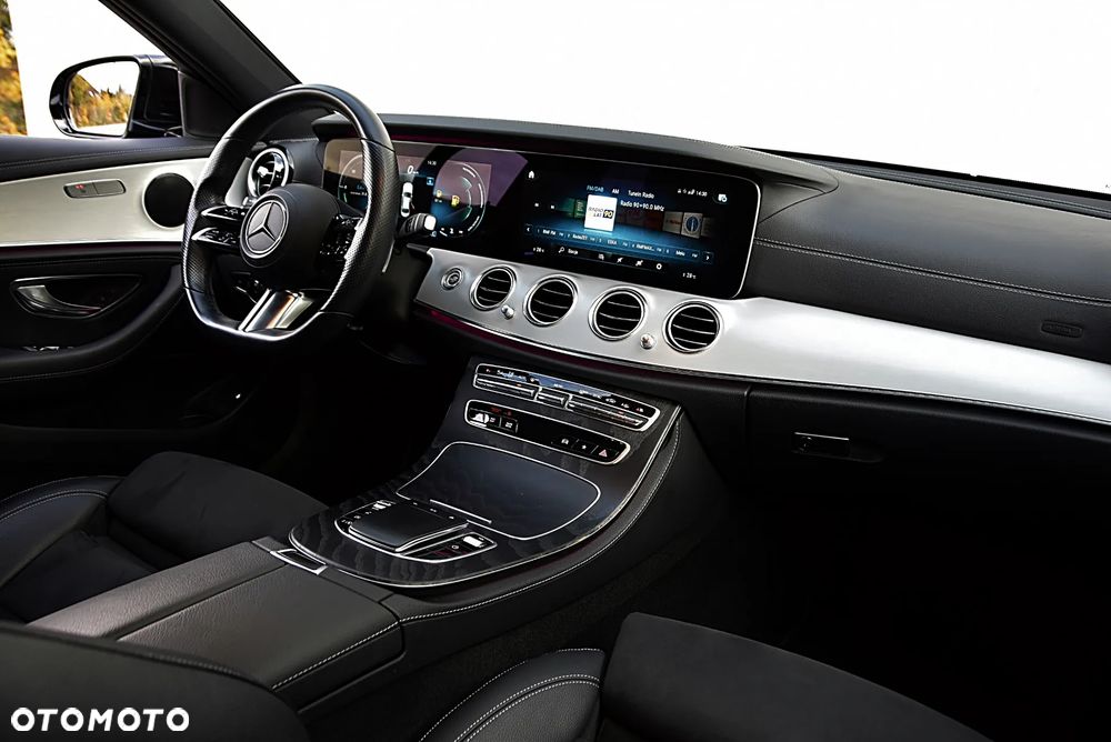 Mercedes-Benz Klasa E 220 d 4-Matic AMG - 21