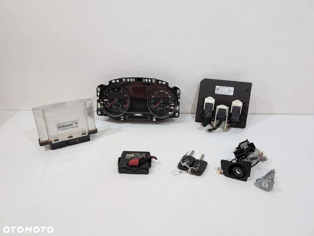 GOLF VII ZESTAW STARTOWY 1.0 TSI 5Q0937086BL 3Q0907530G 5G1920740C 04C907309AE - 1