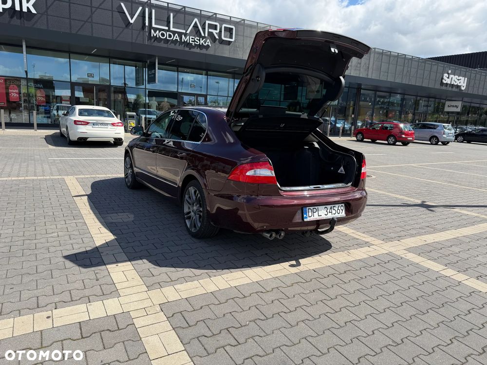 Skoda Superb 2.0 TDI Elegance - 17