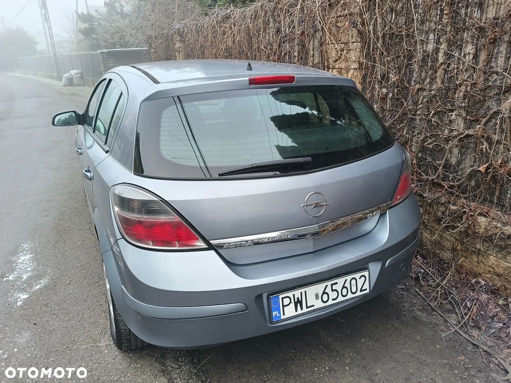Opel Astra - 4