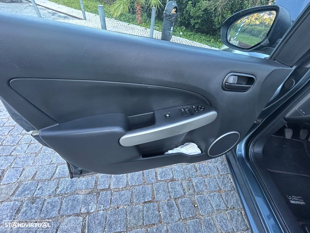 Mazda 2 1.4 MZ-CD Sport - 23