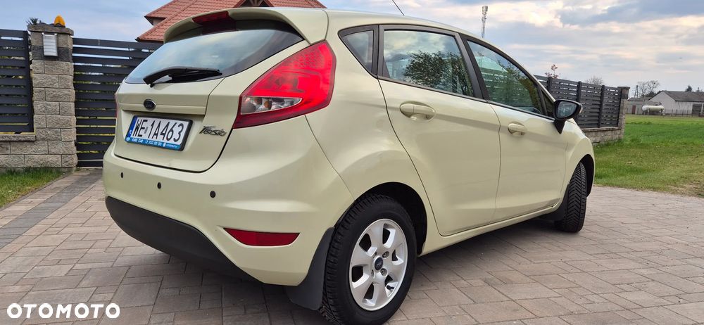 Ford Fiesta - 6