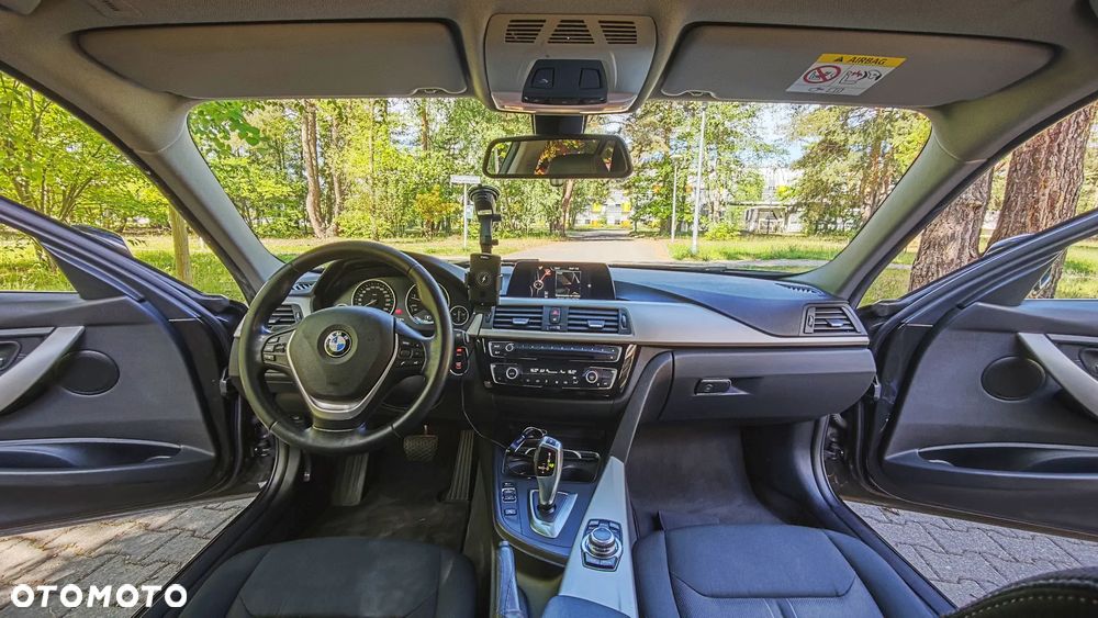 BMW Seria 3 320d Efficient Dynamics Edition - 11