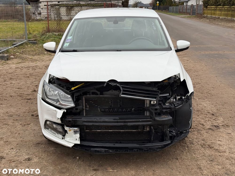 Volkswagen Polo 1.2 TSI Blue Motion Technology Allstar - 2