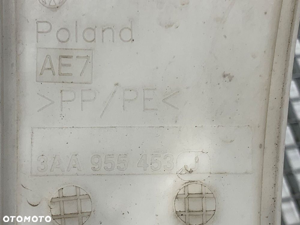 ZBIORNIK SPRYSKIWACZY  VW PASSAT B7 (362) 2010 - 2015 2.0 TDI 103 kW [140 KM] olej napędowy 2010 - - 3