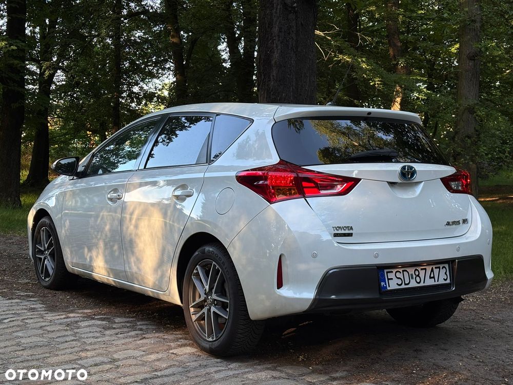 Toyota Auris 1.8 HSD Luna - 4