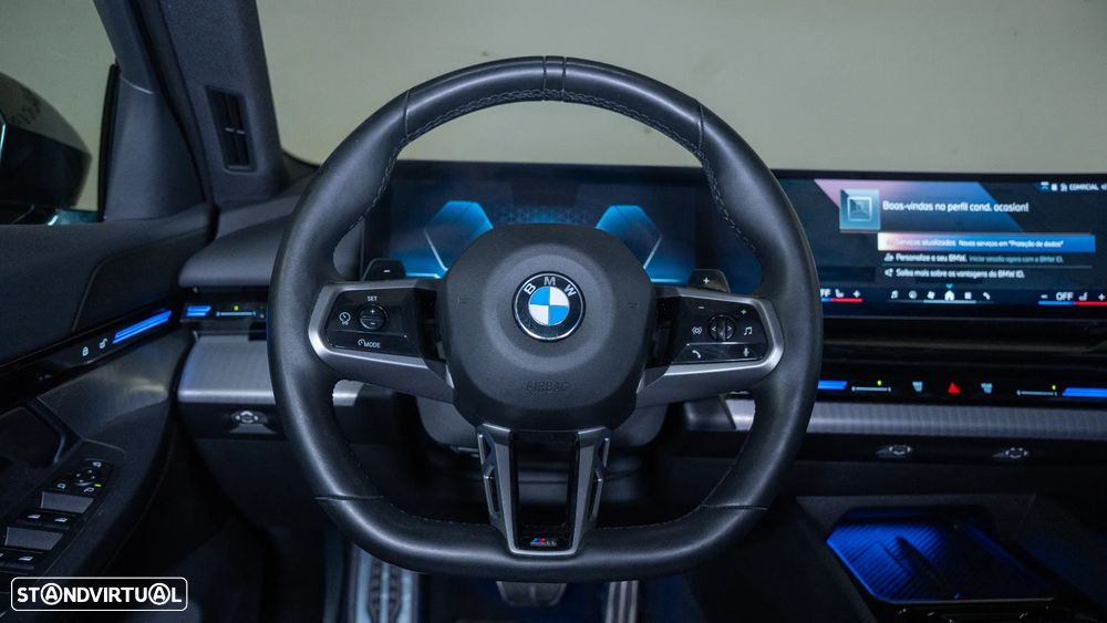 BMW 520 d Pack Desportivo M - 8