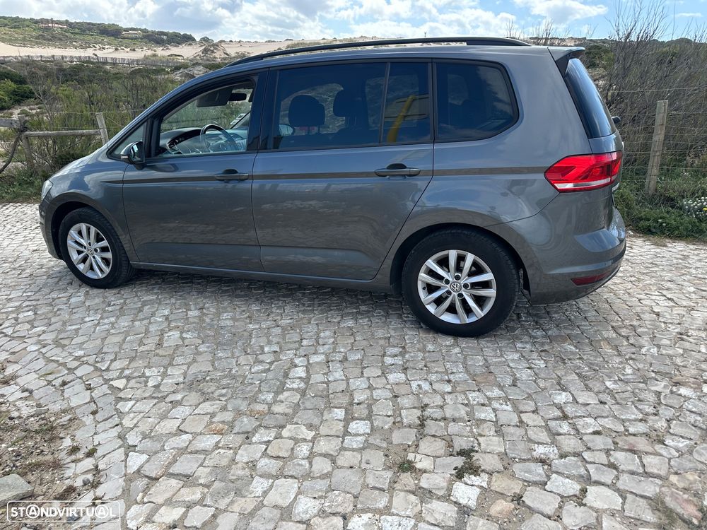 VW Touran 1.6 TDI Confortline - 6