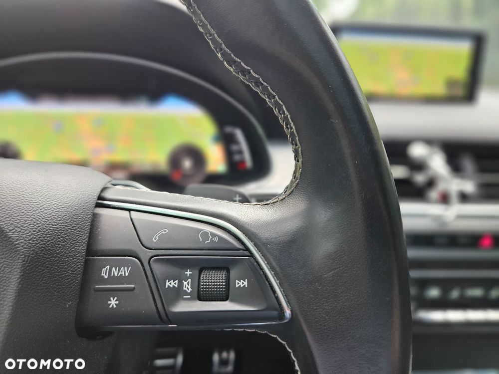 Audi SQ7 - 35