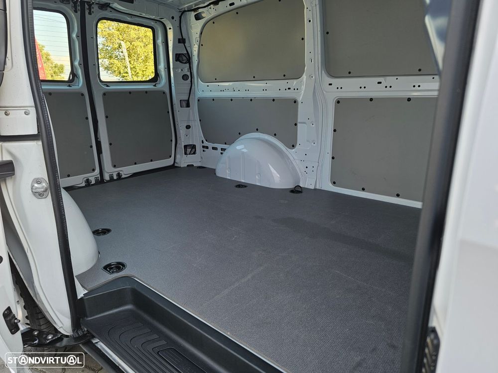 Mercedes-Benz Vito 116 CDi/32 Standard Pro - 26