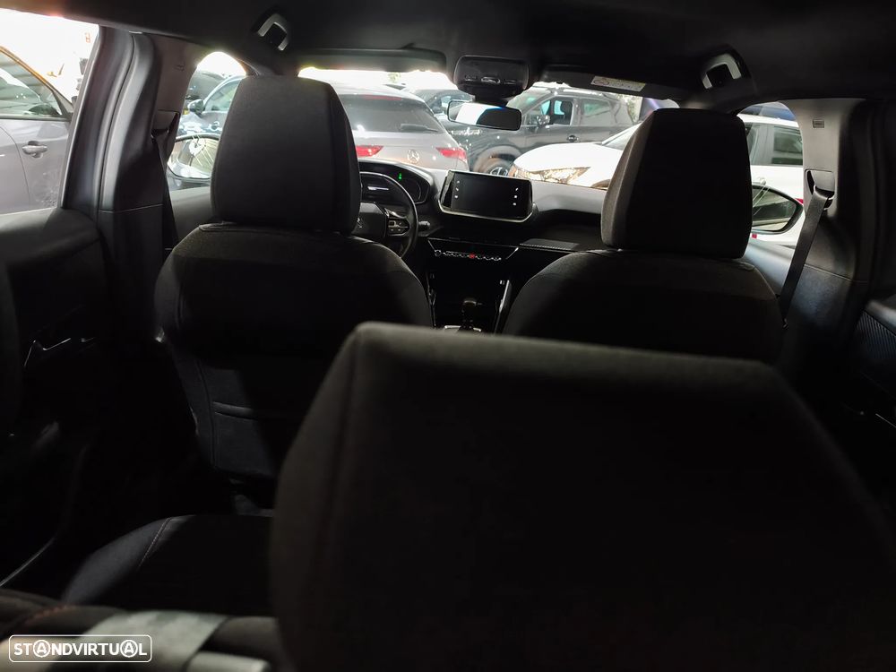 Peugeot 2008 2023 photo 3