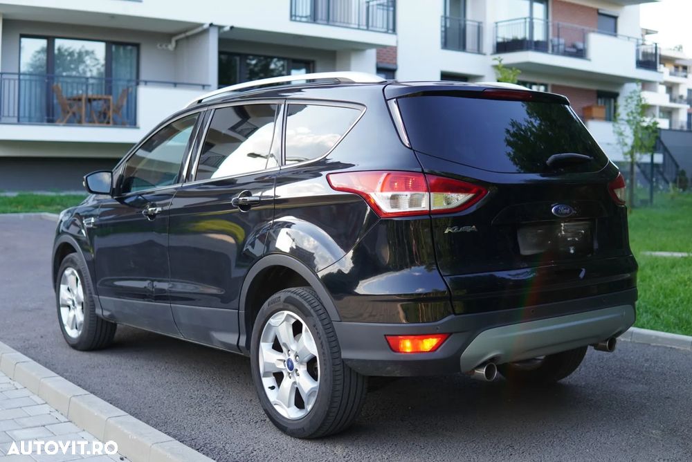 Ford Kuga 2.0 TDCi Powershift 4WD Titanium - 7
