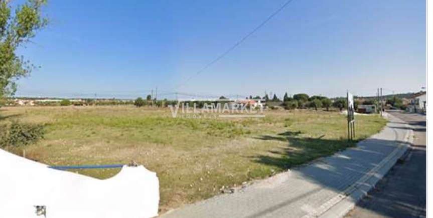 Terreno da banca para construção urbana com 11.630 m² situado em Horta - Grande imagem: 3/5