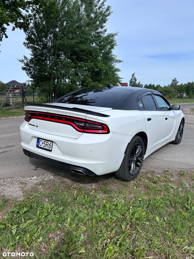 Dodge Charger - 7