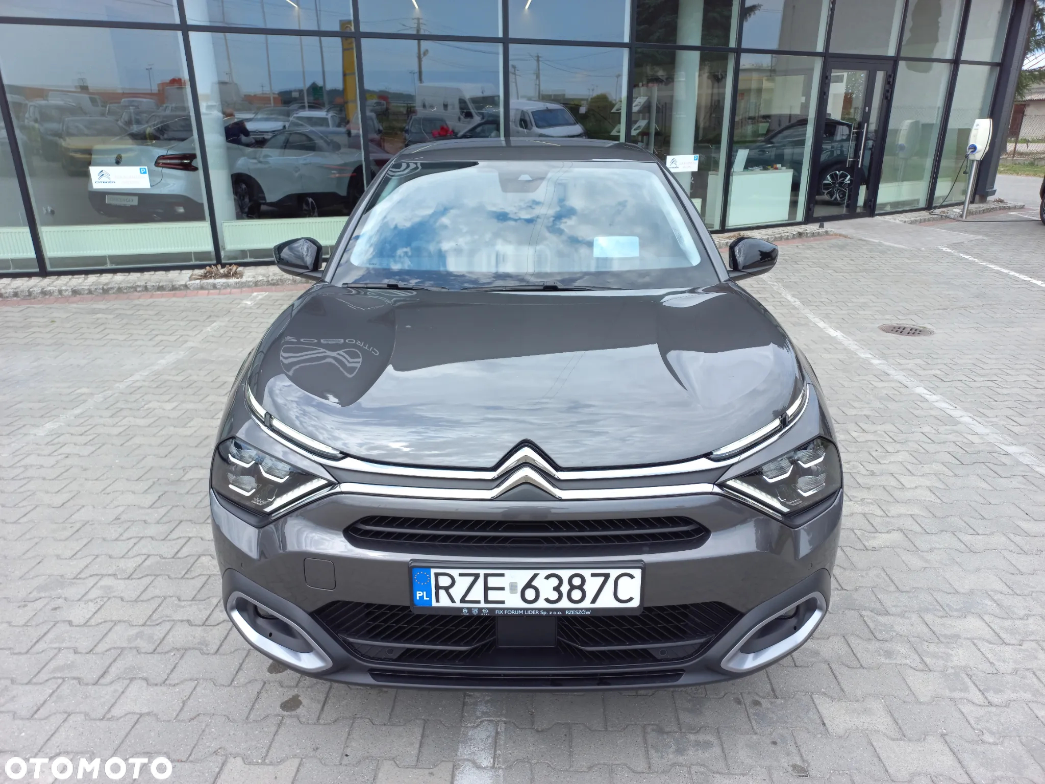 Citroën C4 1.2 PureTech Shine S&S EAT8 - 2