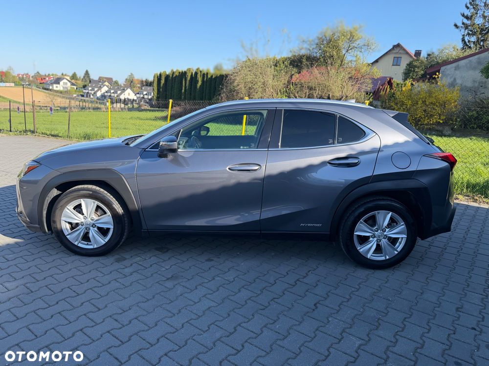 Lexus UX 250h Elegance 2WD - 8