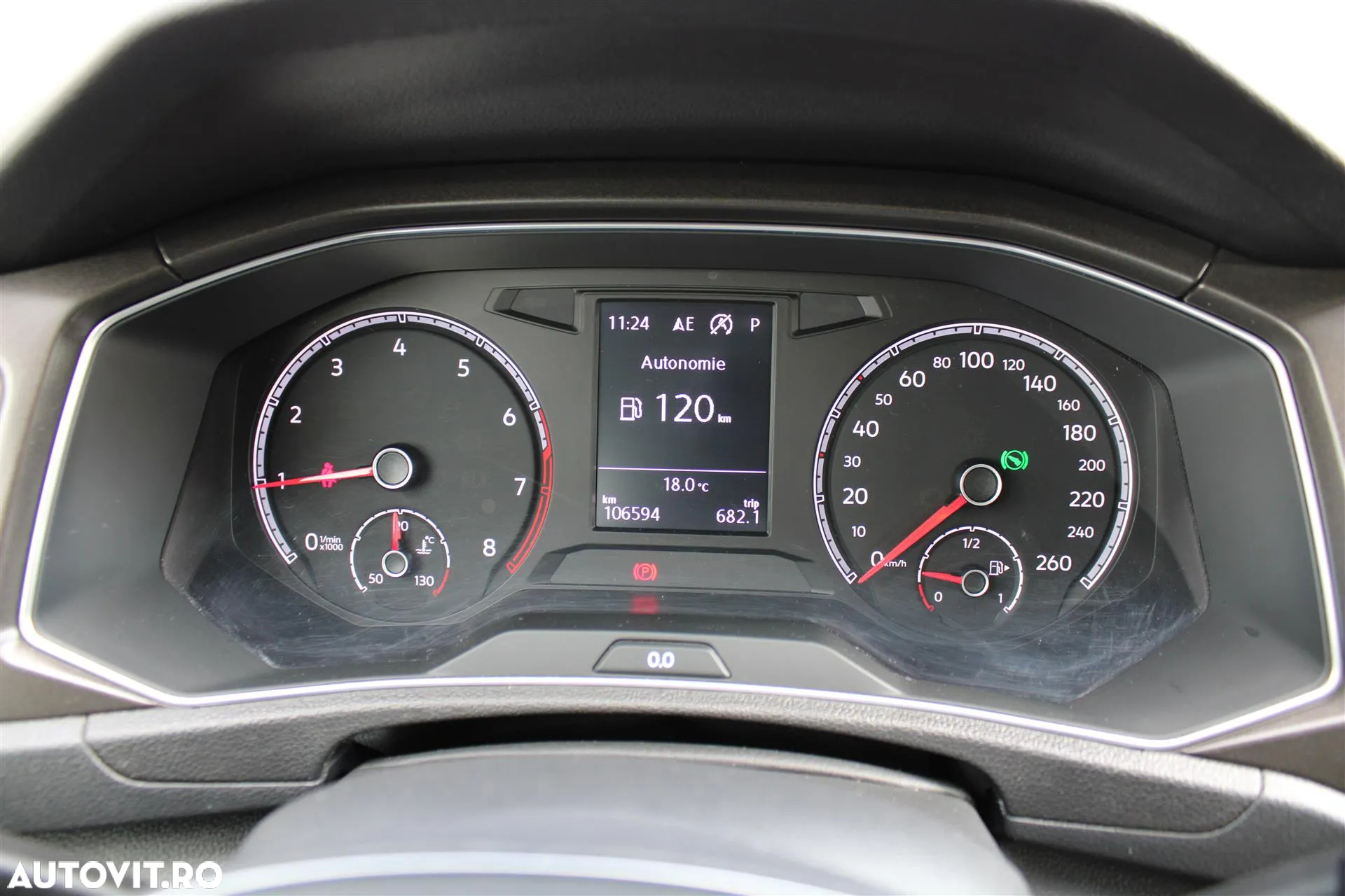 Volkswagen T-ROC 1.5 TSI DSG Style - 17