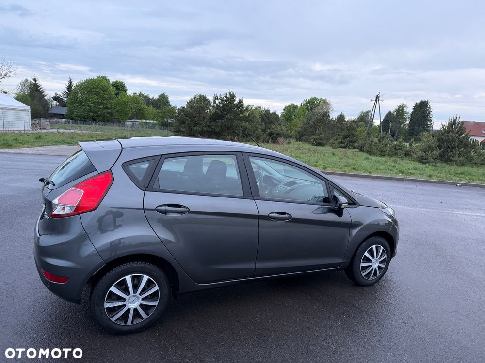 Ford Fiesta - 18