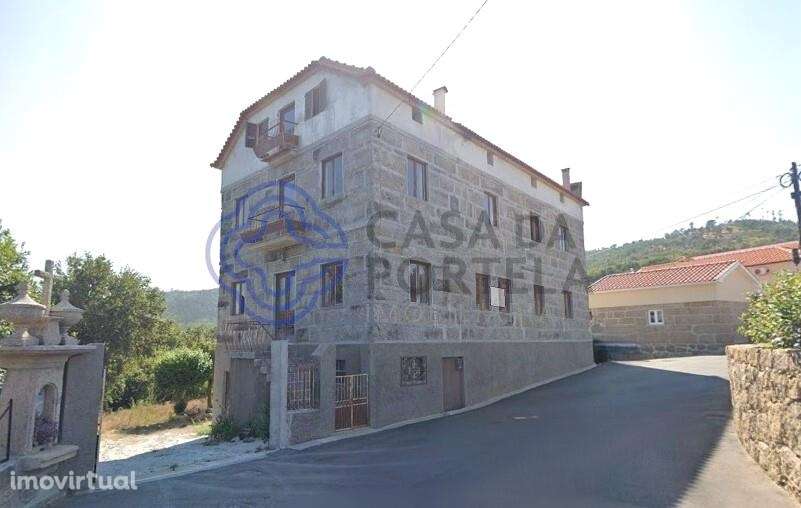 Predio traça antiga totalmente remodelado de raiz - Termas de São Vice - Grande imagem: 2/29