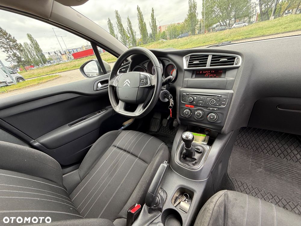 Citroën C4 1.6 VTi SX - 22
