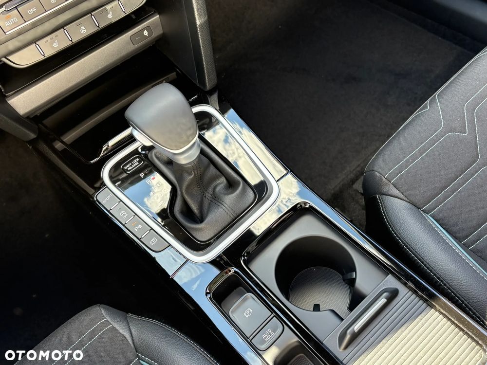 Kia XCeed 1.6 T-GDI Tribute DCT - 12