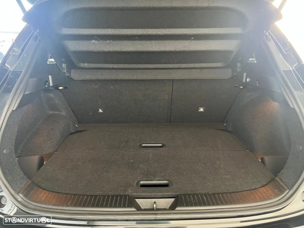 Nissan Qashqai 1.3 DIG-T N-Connecta LED - 12