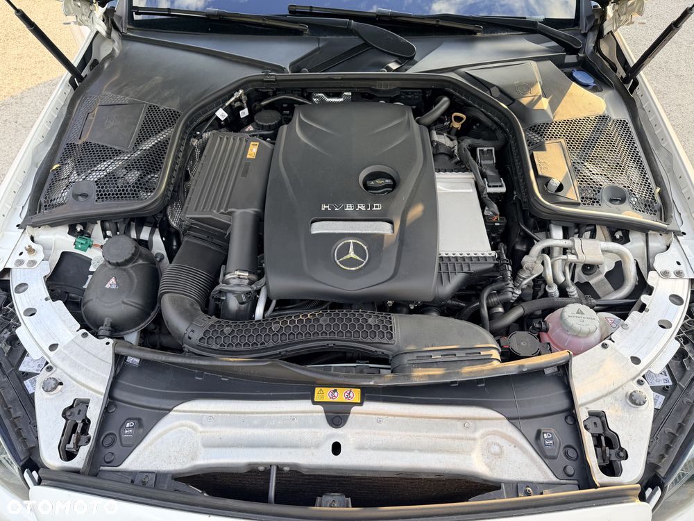 Mercedes-Benz Klasa C 300 e 9G-TRONIC - 25