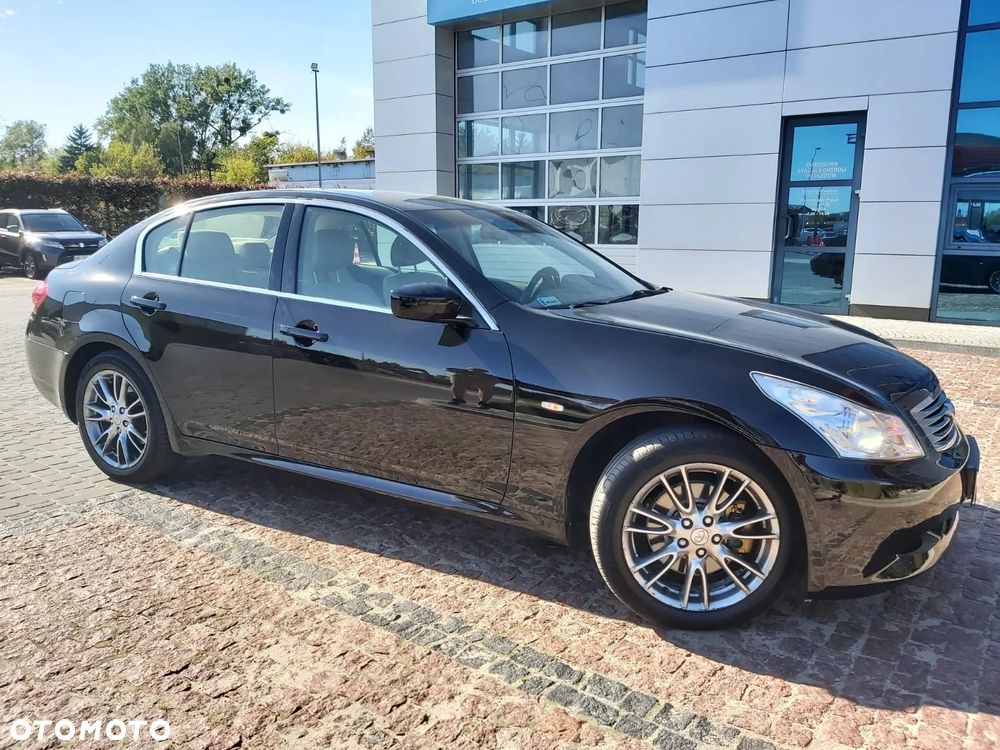Infiniti G G37 AWD - 23