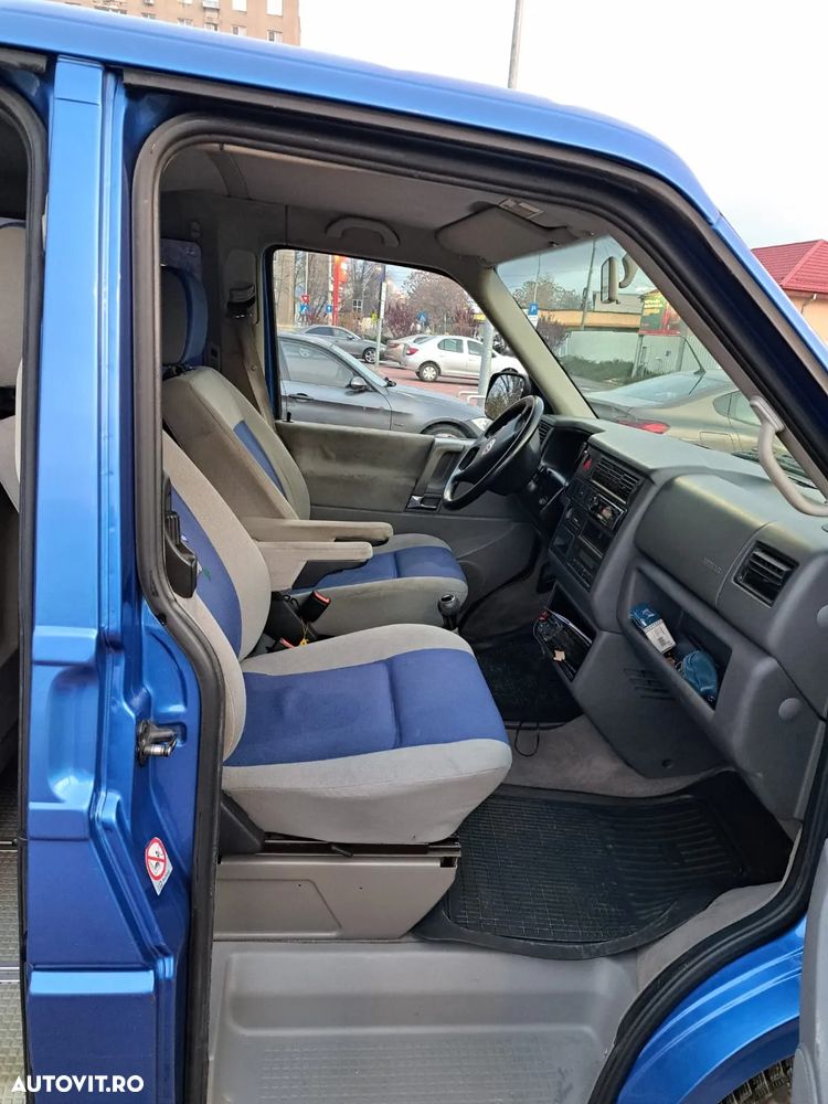 Volkswagen Multivan - 14