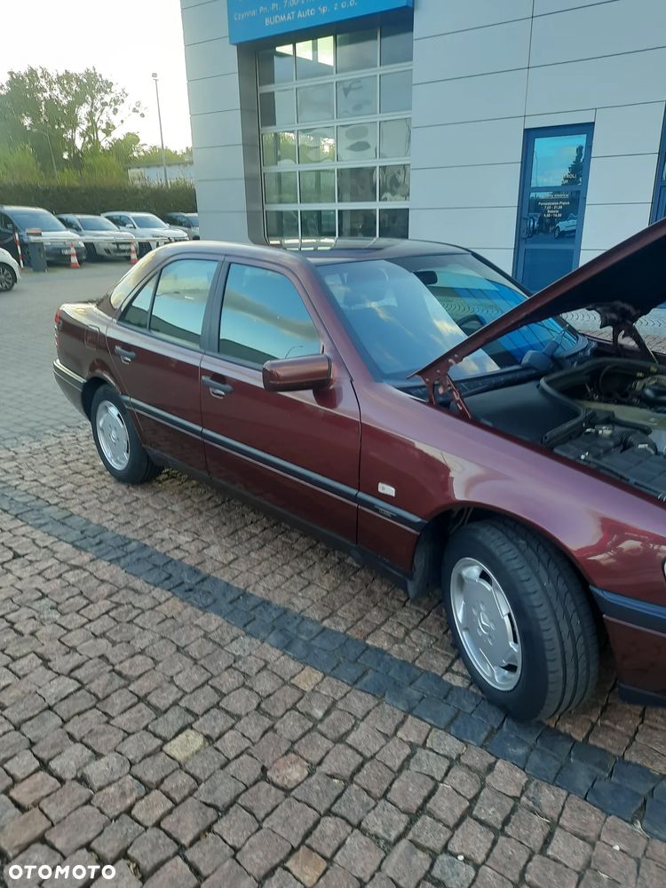 Mercedes-Benz Klasa C 200 Elegance - 10