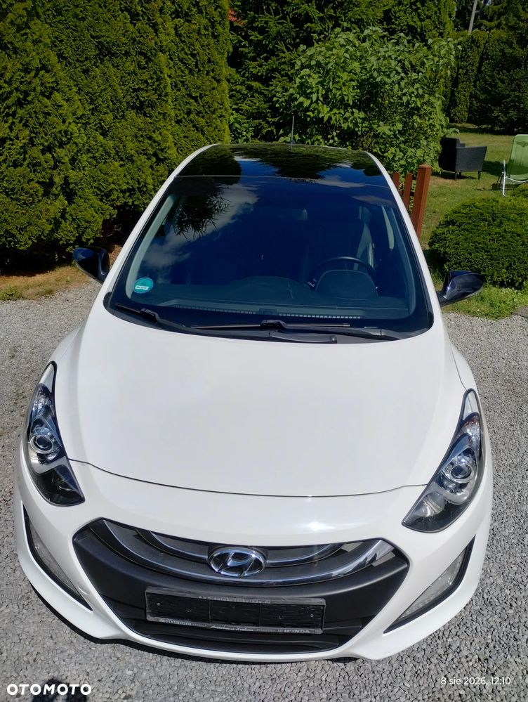 Hyundai i30 1.6 Fifa World Cup Edition - 8