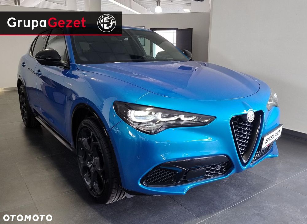 Alfa Romeo Stelvio - 2