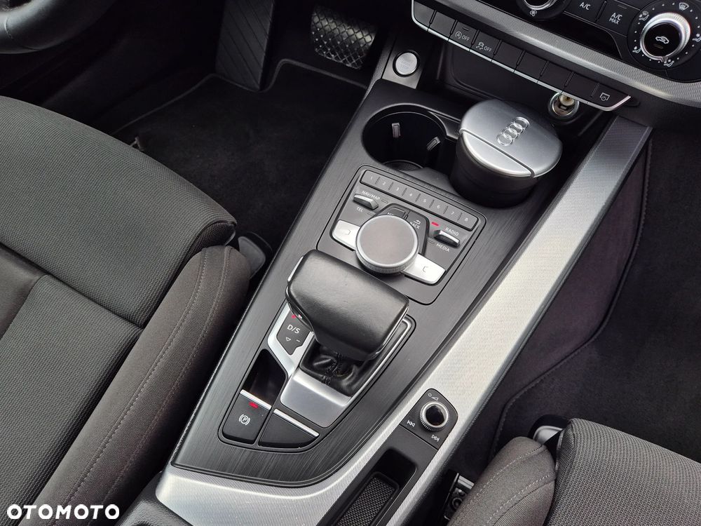 Audi A4 Avant 35 TDI S tronic sport - 26