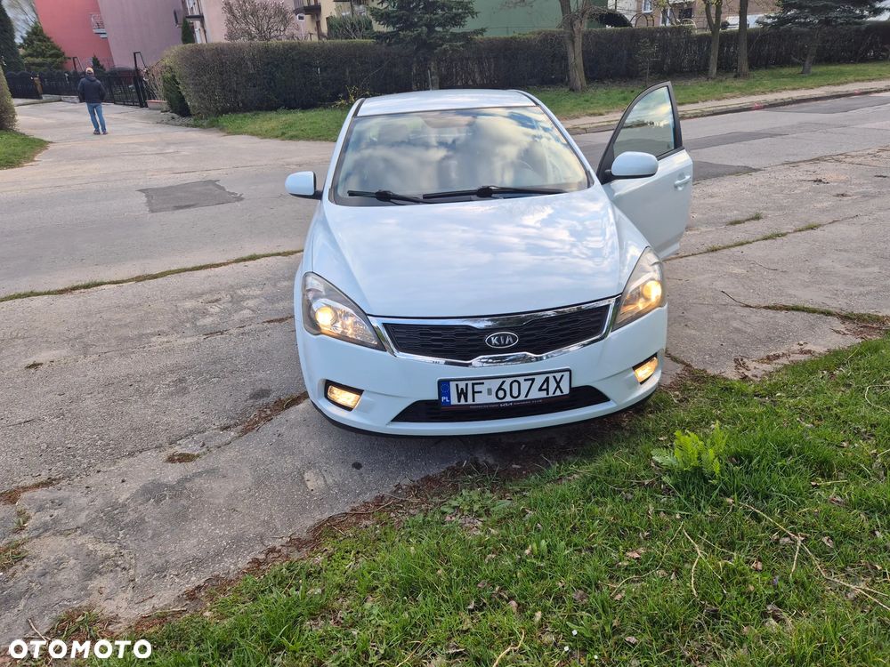 Kia Ceed 1.4 Comfort + - 3