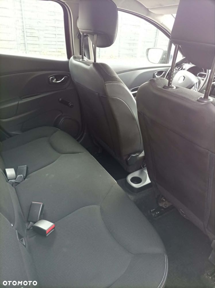 Renault Clio 1.2 16V Expression - 11