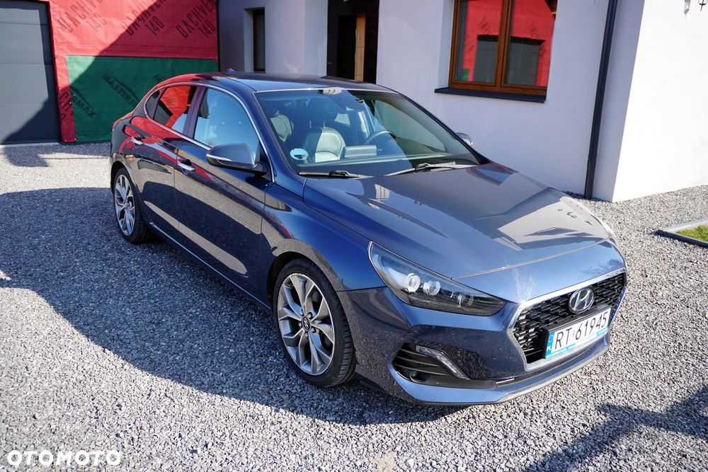 Hyundai i30 1.4 T-GDI DCT Premium - 1