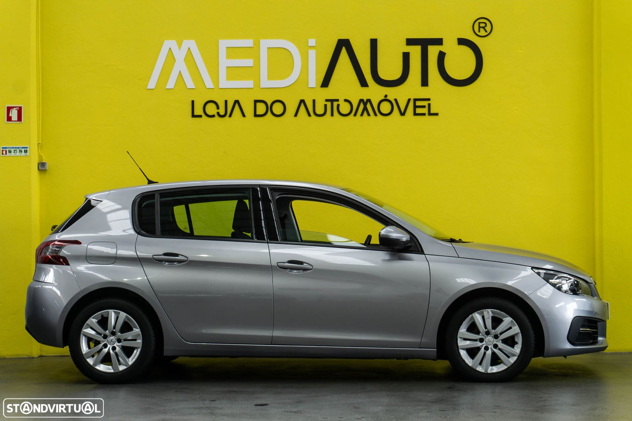 Peugeot 308 1.2 PureTech Allure - 6