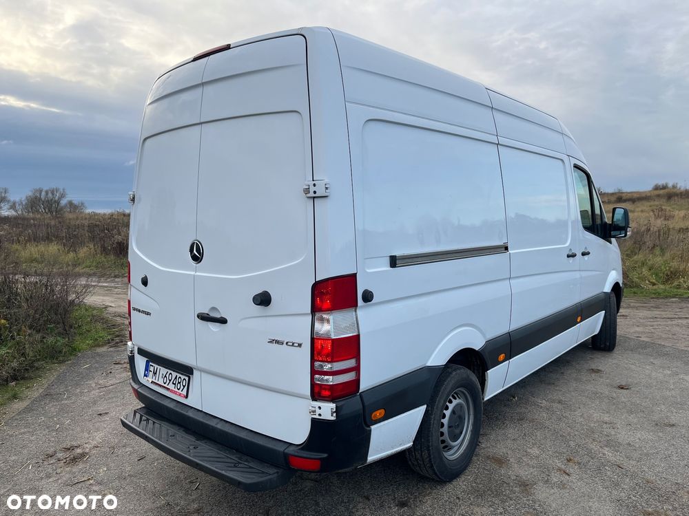Mercedes-Benz Sprinter - 4