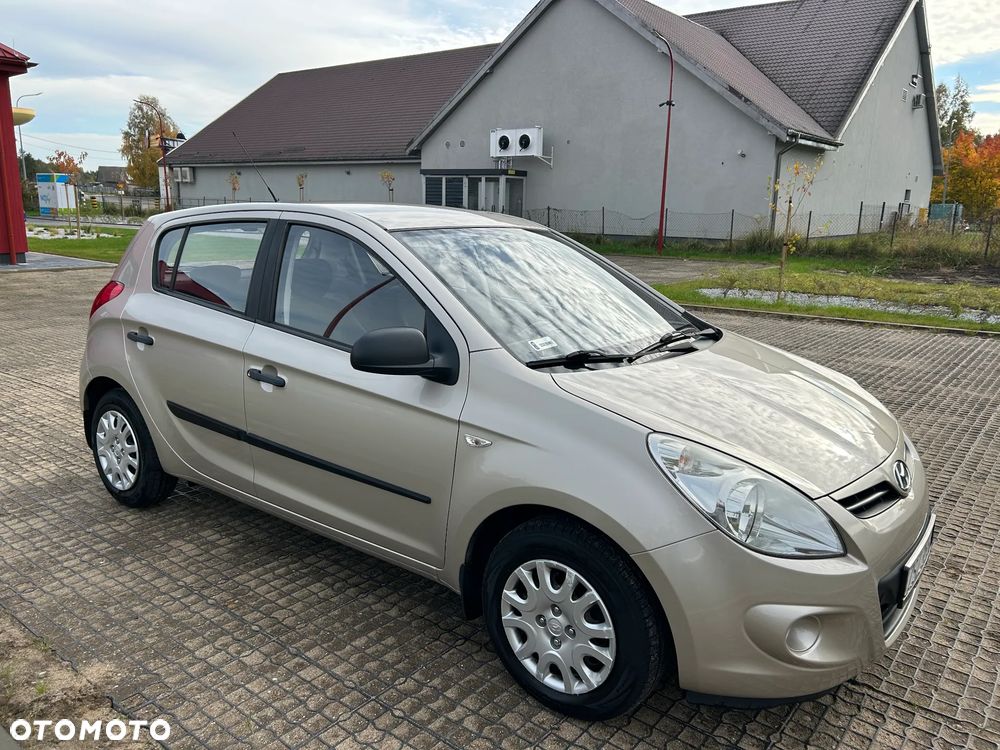 Hyundai i20 - 8