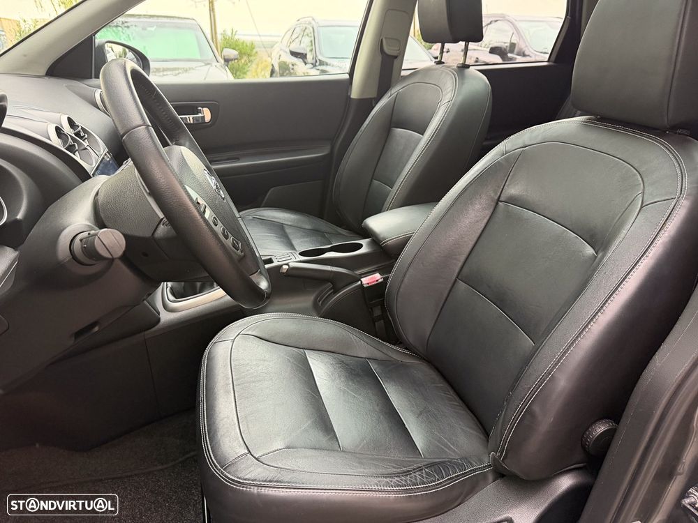 Nissan Qashqai 1.6 dCi Tekna Premium 18 360 - 7