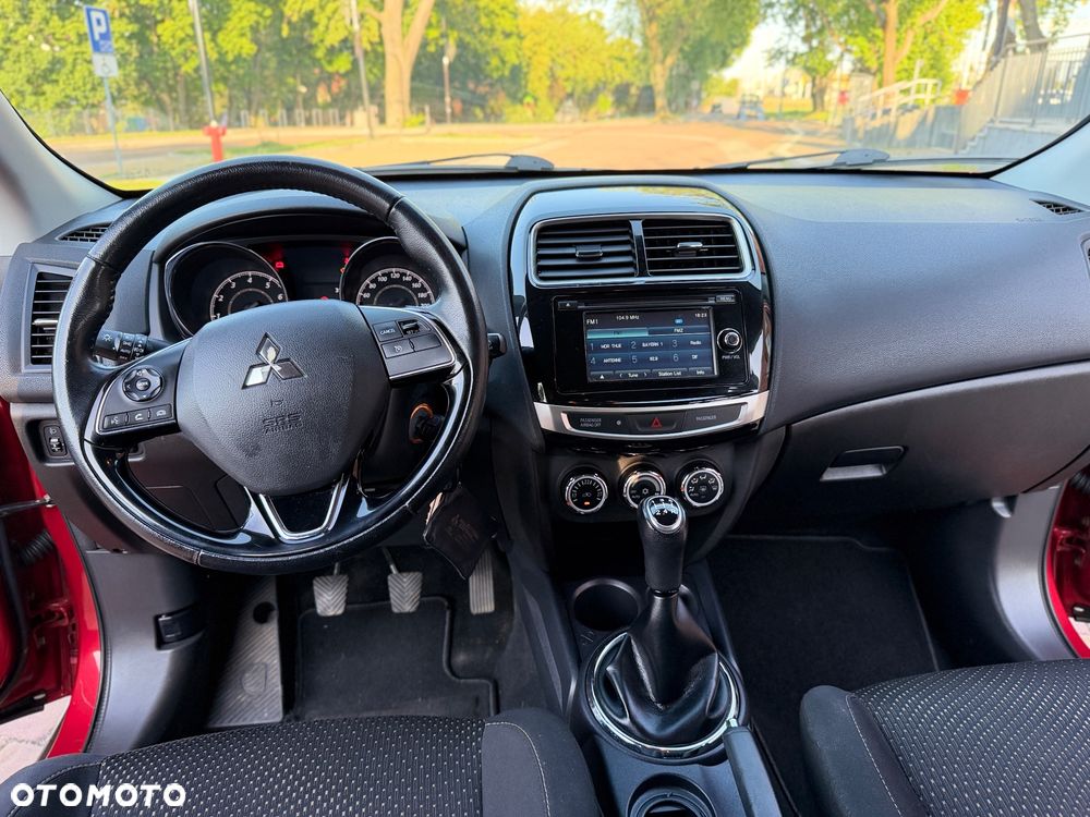 Mitsubishi ASX 1.6 Intense Plus Navi Blue Edition - 31