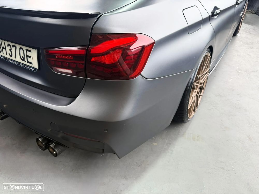 BMW 320 d xDrive Sport Line - 6