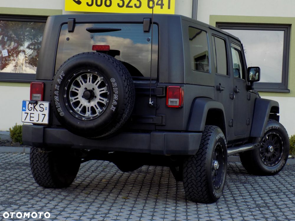 Jeep Wrangler - 10