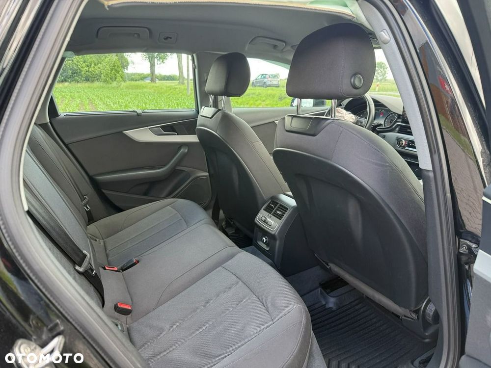 Audi A4 Avant 35 TDI S tronic advanced - 23