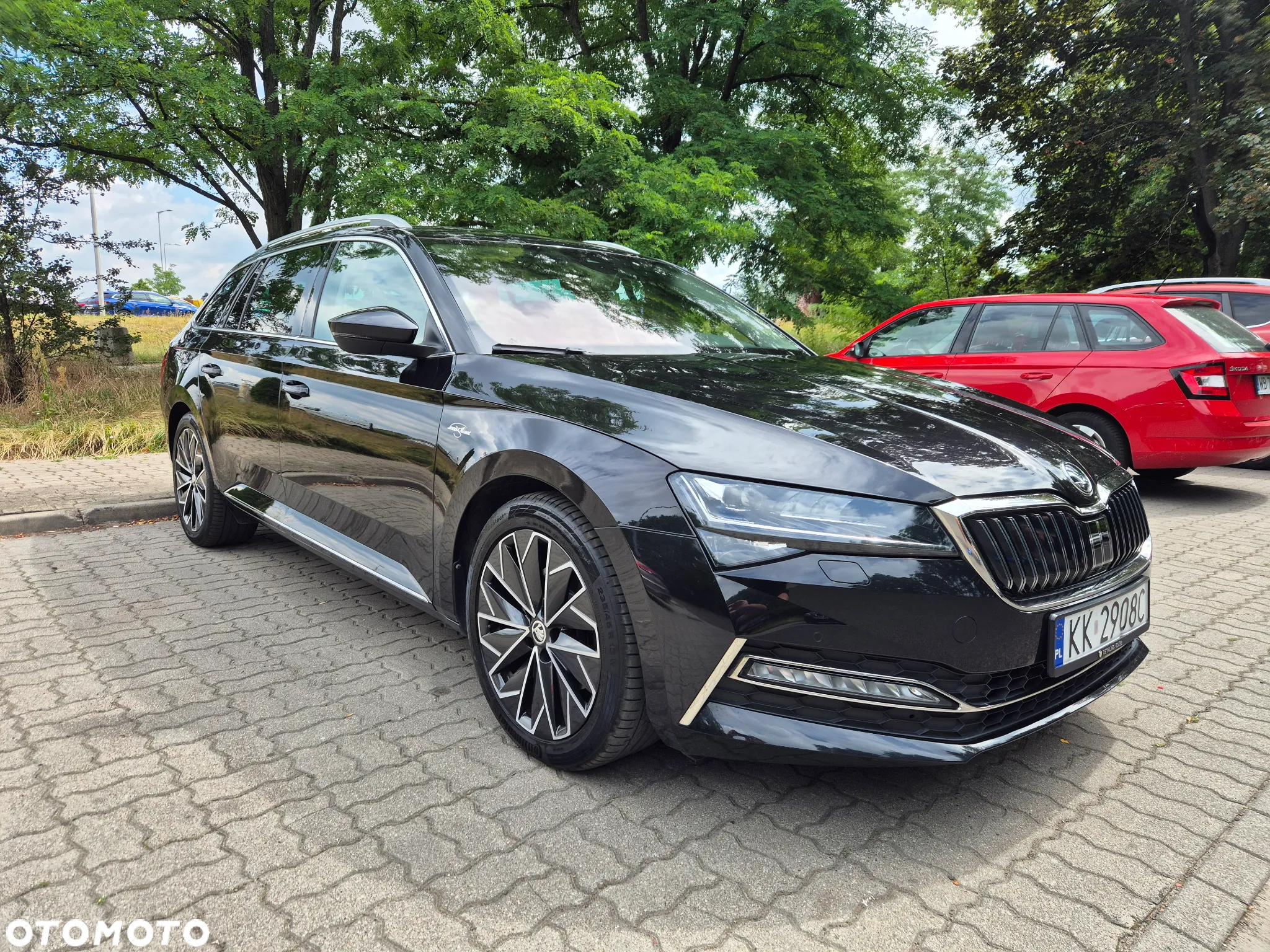Skoda Superb 2.0 TDI L&K DSG - 3