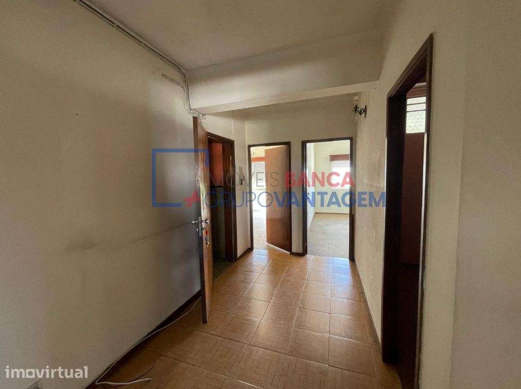 APARTAMENTO T2 - VERMOIM - V N FAMALICAO - Grande imagem: 2/13