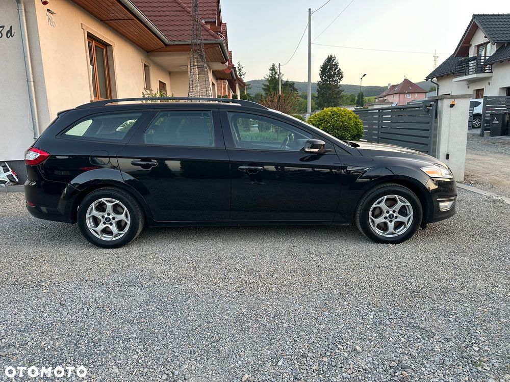 Ford Mondeo 2.0 Trend - 17