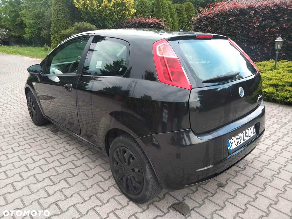 Fiat Grande Punto - 5